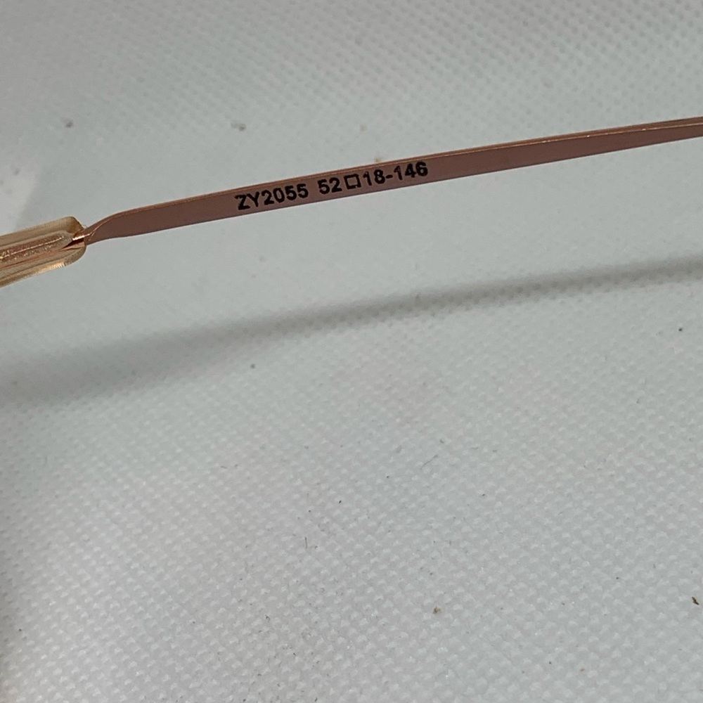 Clear Rectangular Glasses - image 3